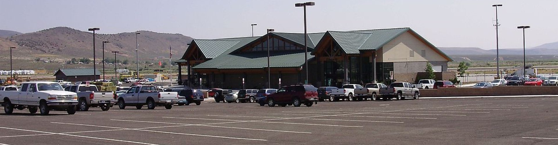 Family arrivals at Elko Regional Airport, NV, US Airport