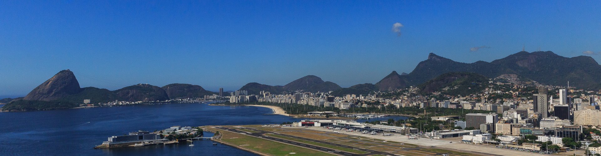 Family arrivals at Rio de Janeiro Airport, BR Airport