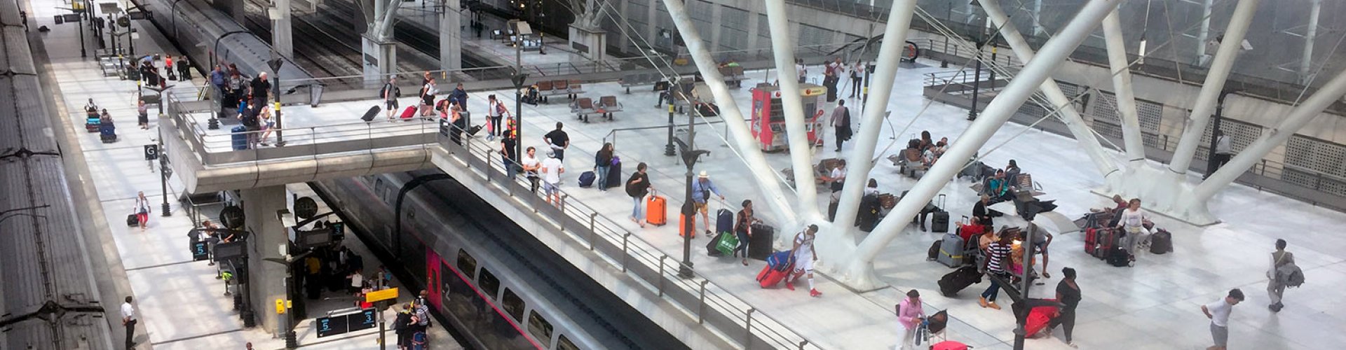Family arrivals at Charles de Gaulle Airport, FR Airport