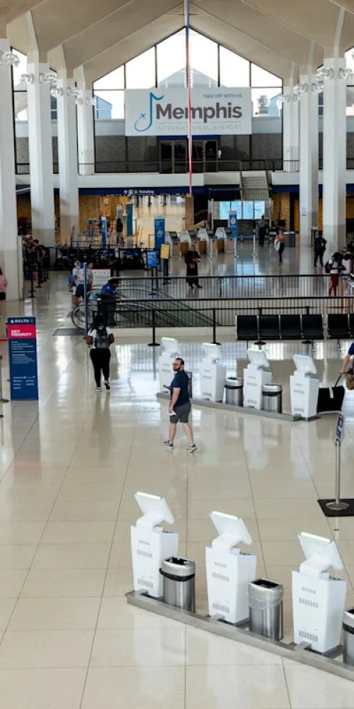 Comfortable family resting area at Memphis Intl Airport