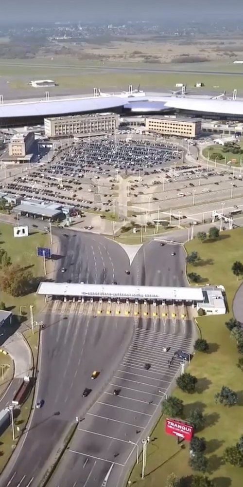 Strollers parked near nursing room at Ministro Pistarini Airport